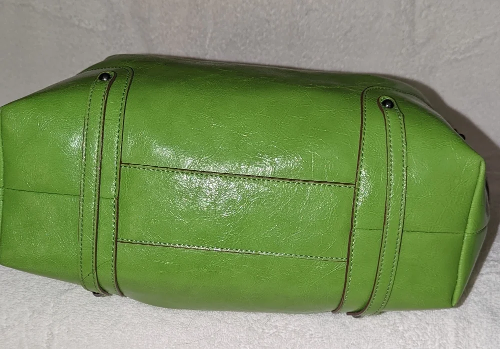 Jessica Simpson lime green shoulder bag.